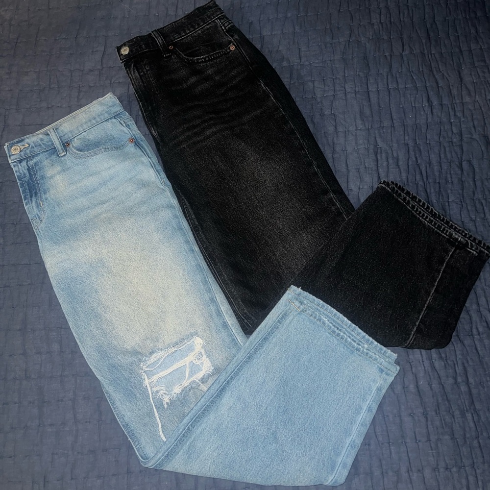Old Navy Mid-Rise Boyfriend Jeans Bundle - Ripped Light Wash/Black - Size 4 Reg